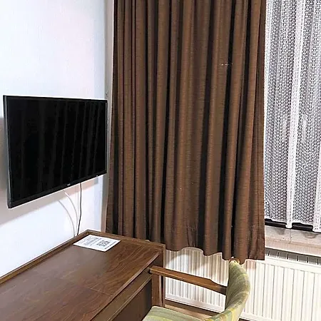 Ellermann Hotel *